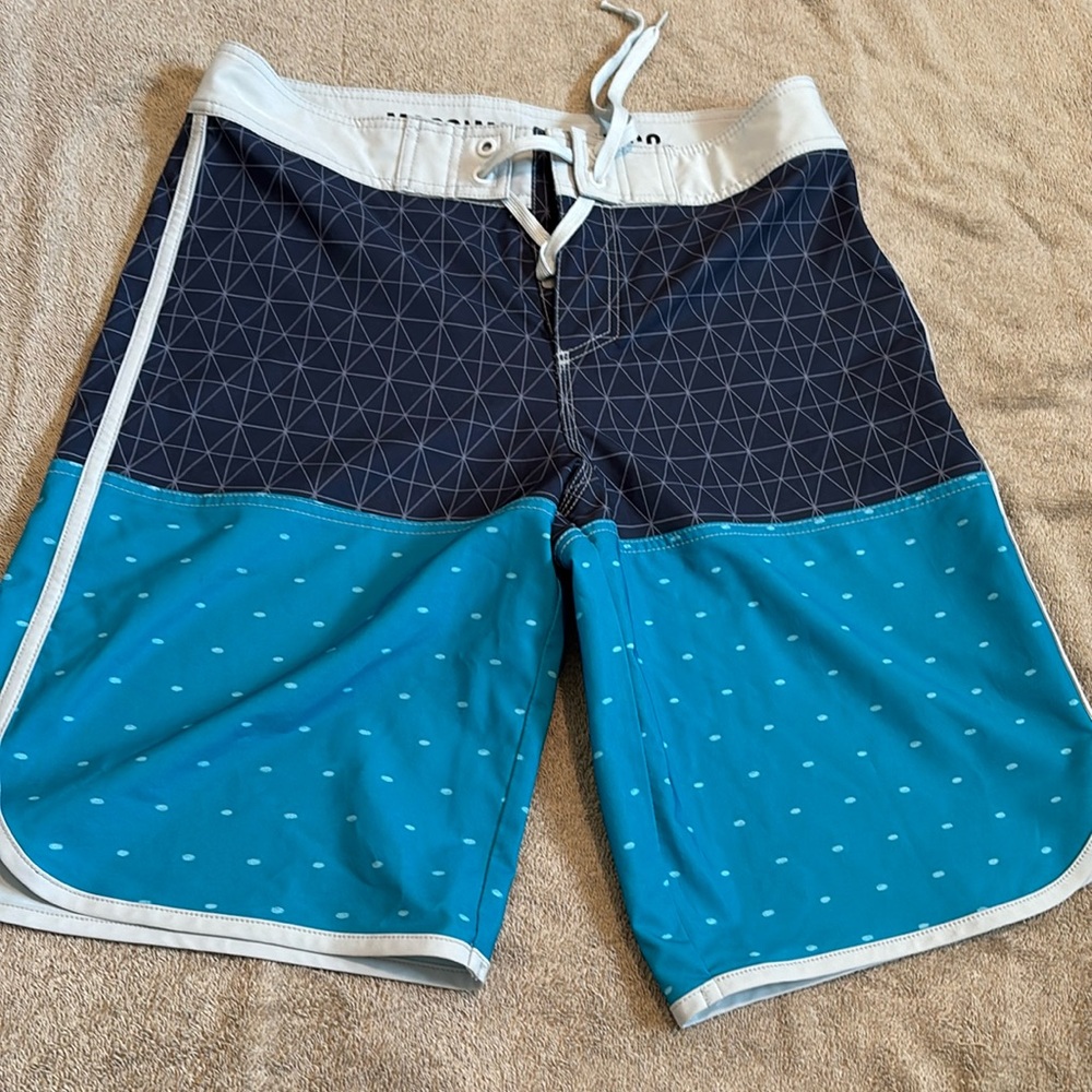 Men’s Mossimo swim shorts